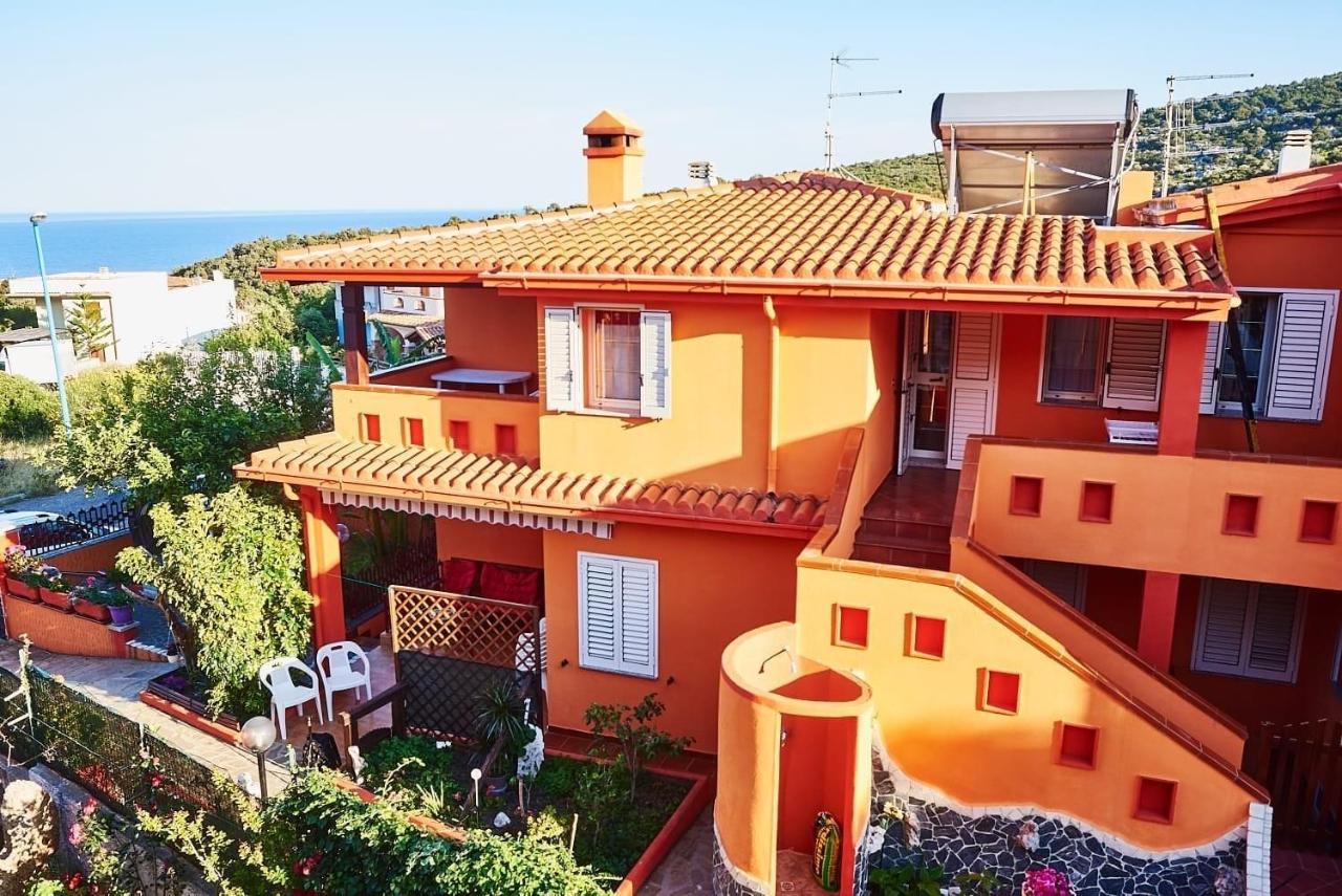 Cala Gonone, Casa I Pini Apartment ภายนอก รูปภาพ