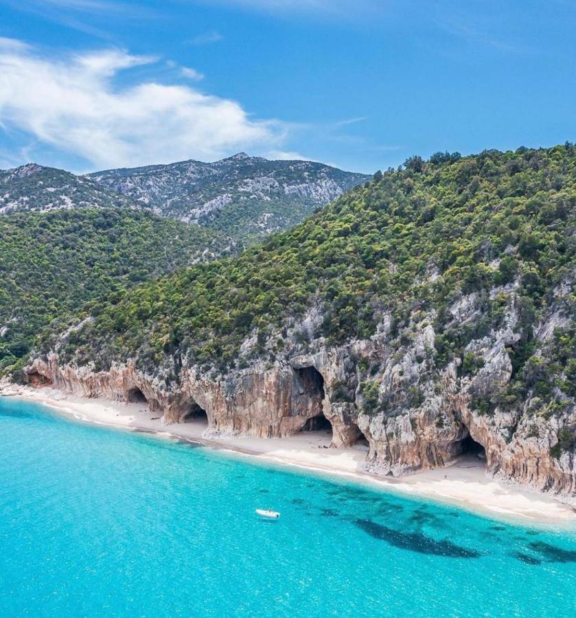 Cala Gonone, Casa I Pini Apartment ภายนอก รูปภาพ