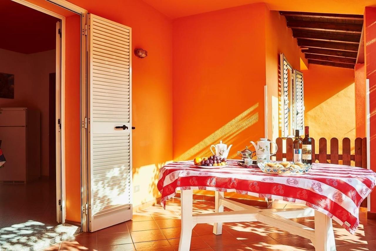 Cala Gonone, Casa I Pini Apartment ภายนอก รูปภาพ